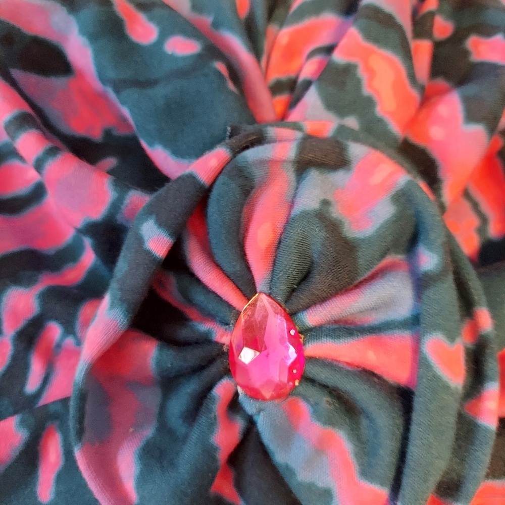 Pre-tied headwrap